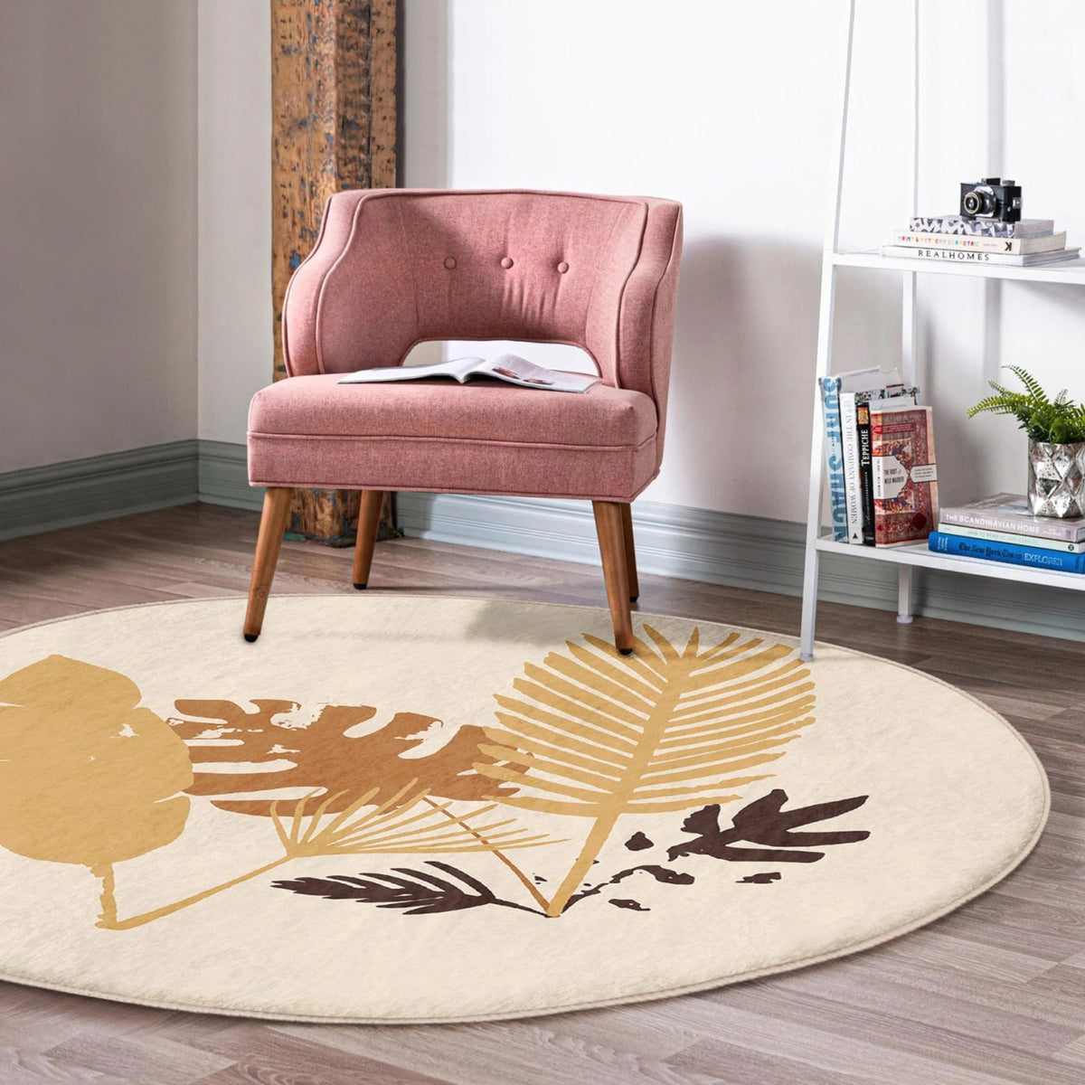 The Autumn Leaves Seasonal Washable Round Rug